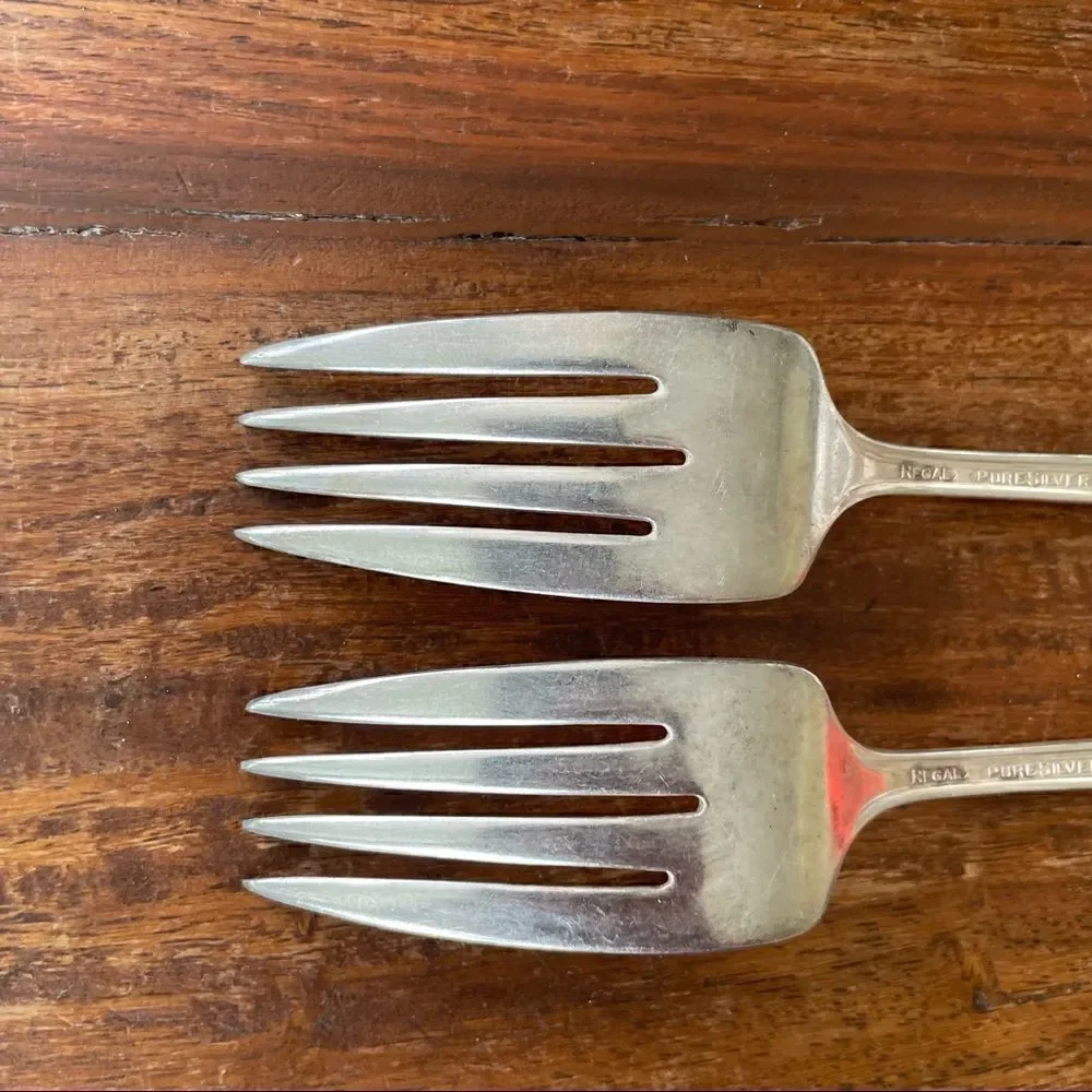 Regal Pure Silverplate Tulip 2 Cake Salad Forks
